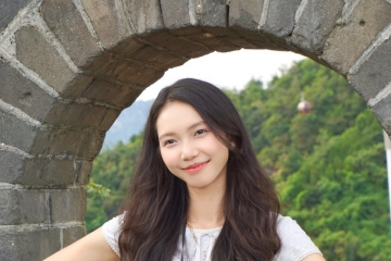 Nguyen Thi Thu Trang, Vietnam, School of International Studies (Postgraduate)